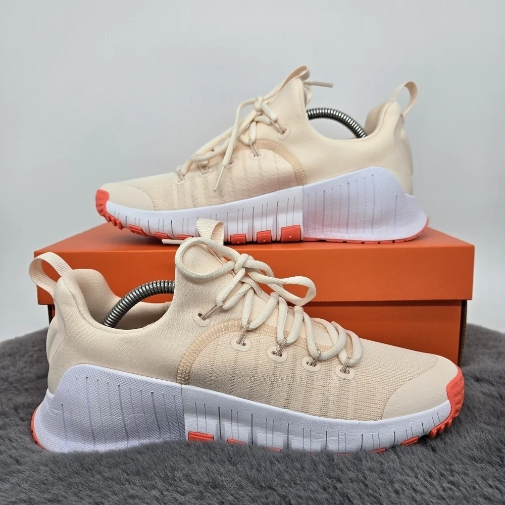 New Nike Free Metcon 6 Guava Ice Light Wild Mango Women's Workout Shoes Size 9.5